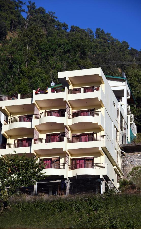 Green Roof Hotel 奈尼塔尔 外观 照片